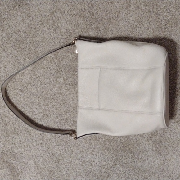 Michael kors purse - Picture 4 of 14